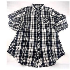 Derek Heart Shirt Womens Medium Black White Plaid Button Up Long Sleeve Casual